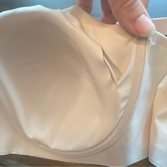 New Bali Easyflex Underwire Seamless Comfort Revolution Invisible Support bra - Picture 6 of 10